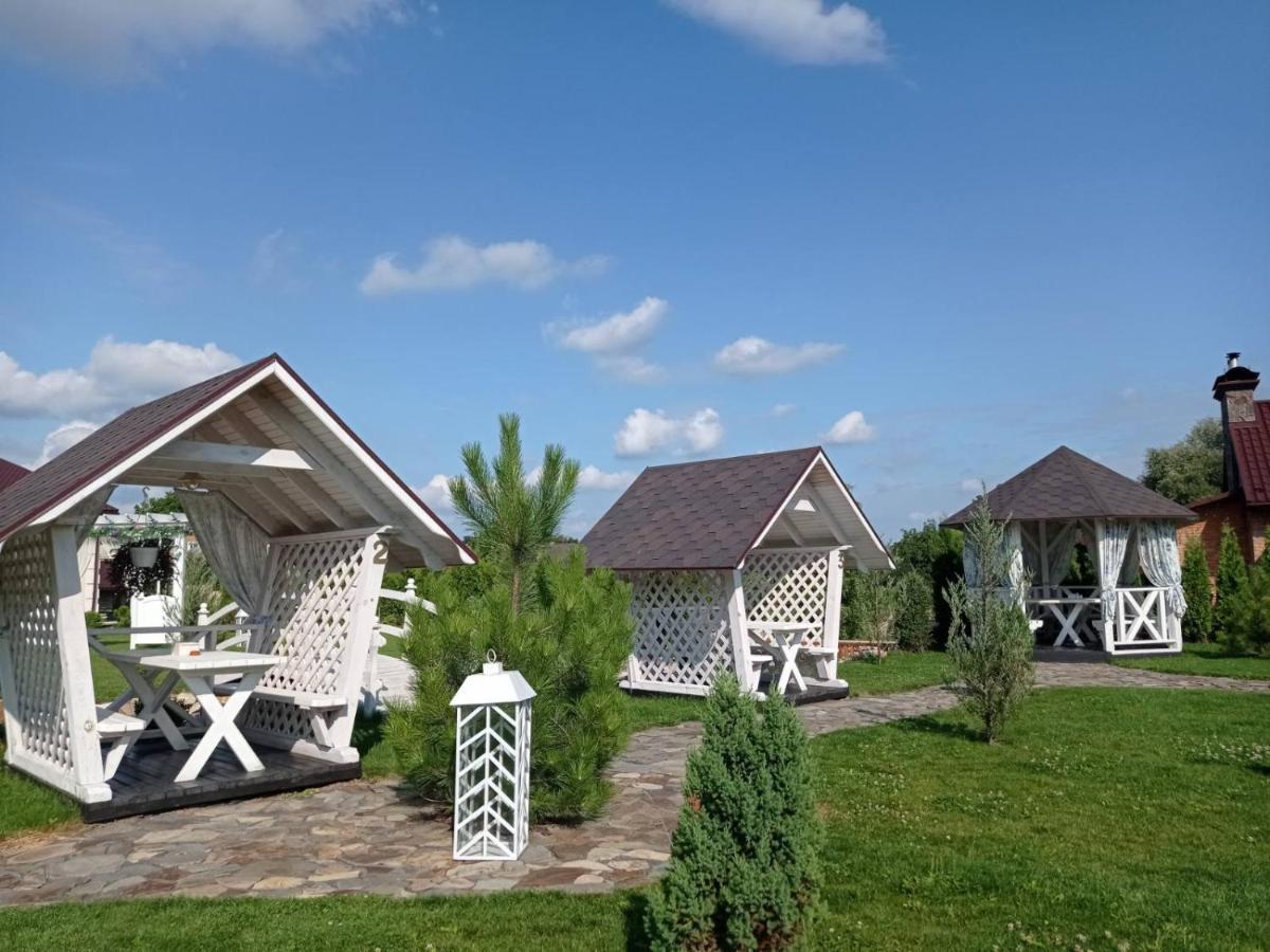 Готельно-Ресторанний Комплекс Прованс Парк Pochaiv Dış mekan fotoğraf